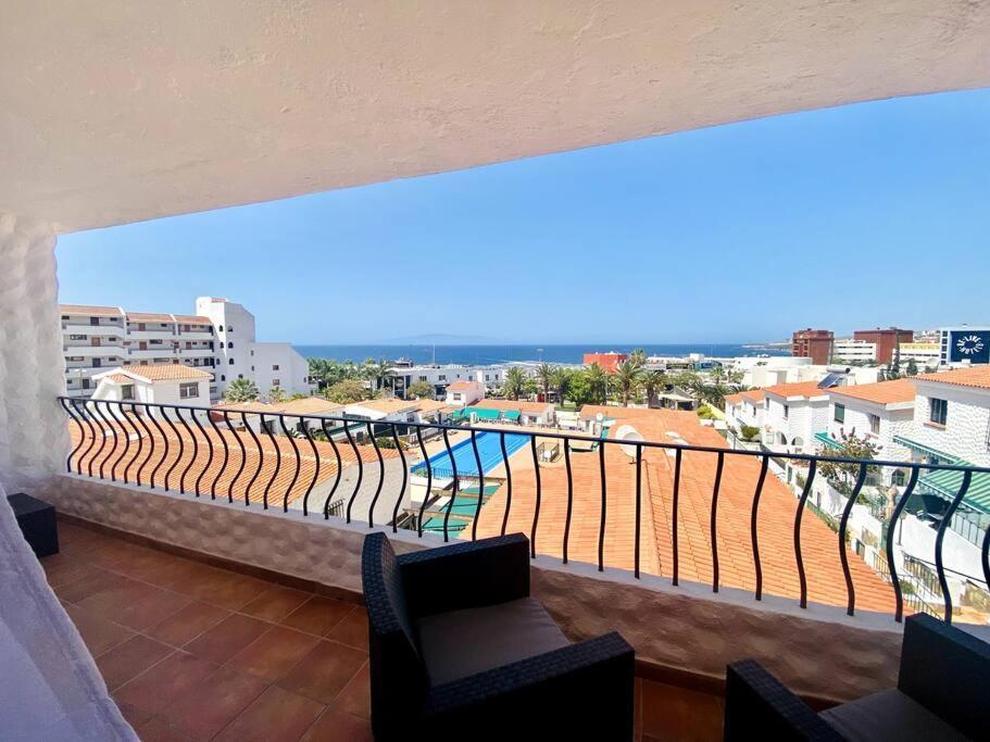 Adeje Beach Apartament + Parking Адехе Екстер'єр фото
