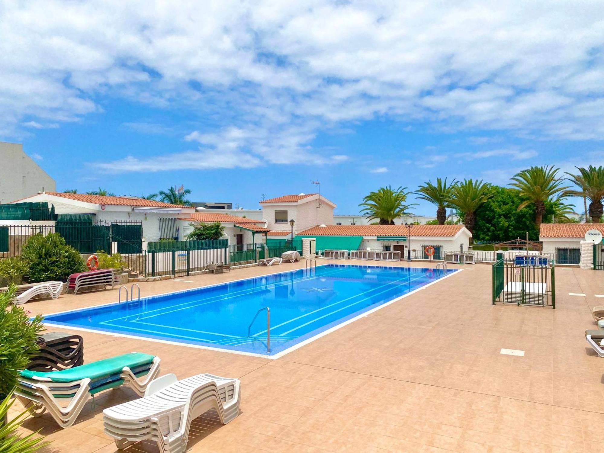 Adeje Beach Apartament + Parking Адехе Екстер'єр фото